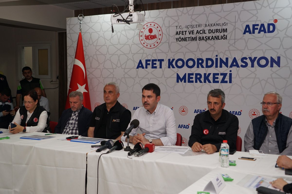 Bakan Kurum: Büyük bir felaketin önüne geçtik