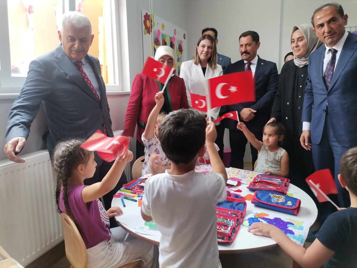 Binali Yıldırım: 2023'ün sonuna kadar 81 ildeki tüm okulları açacağız
