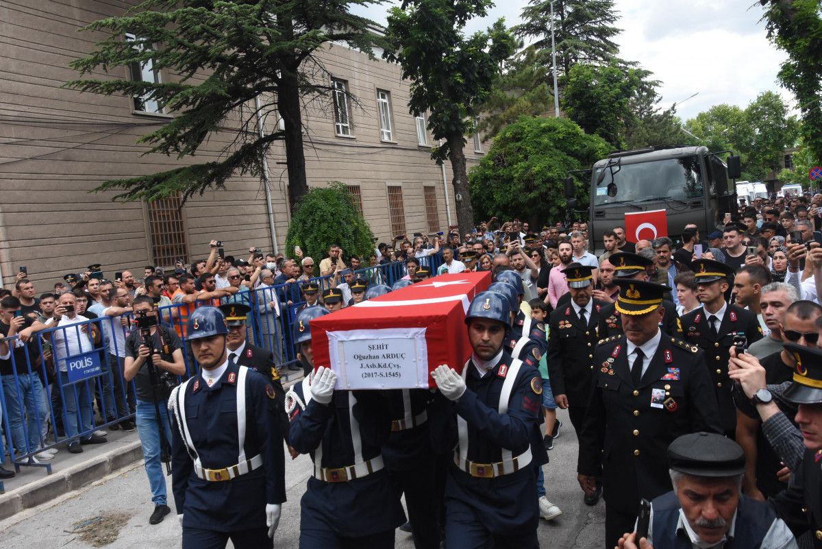 Eskişehir, şehidini uğurluyor