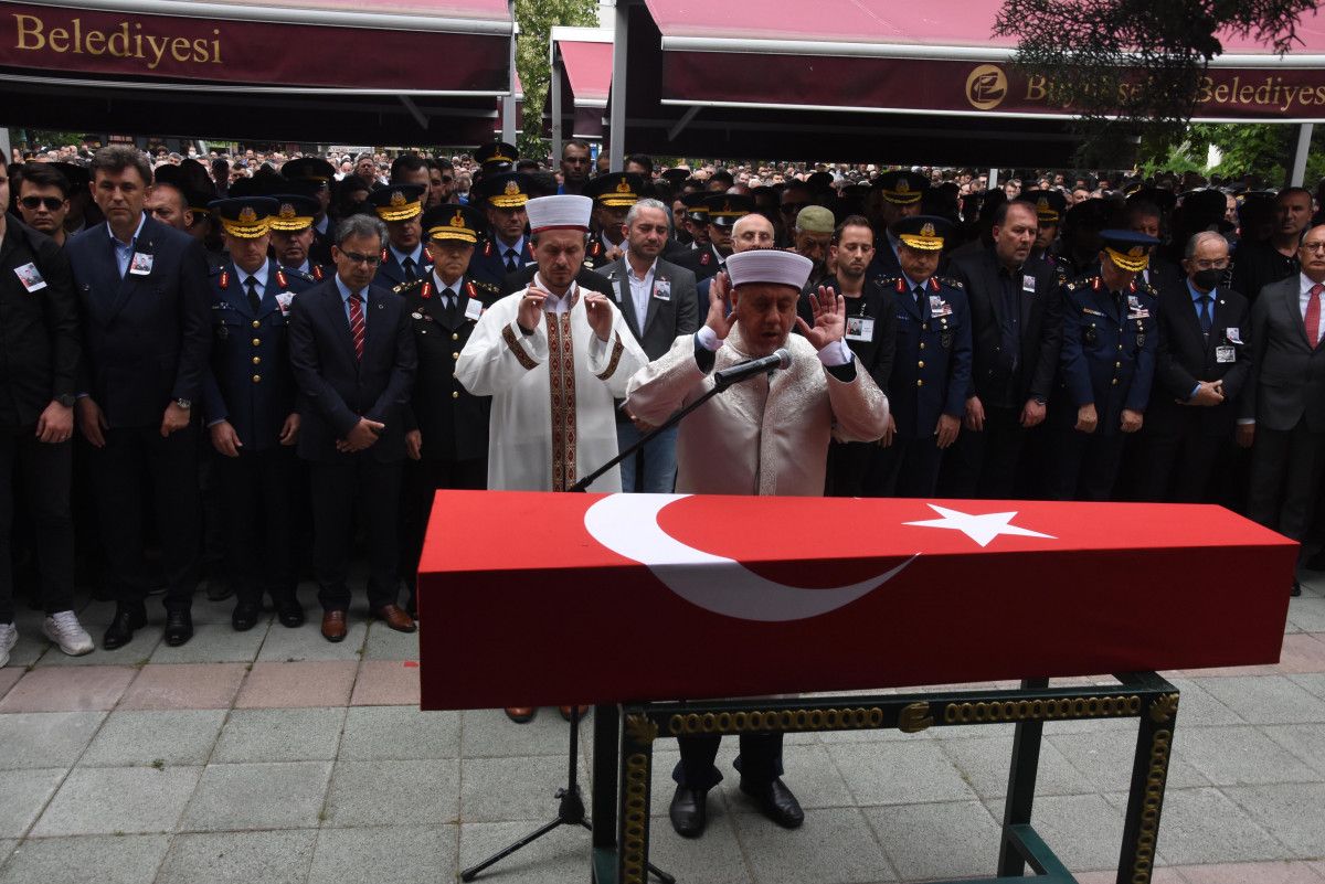 Eskişehir, şehidini uğurluyor