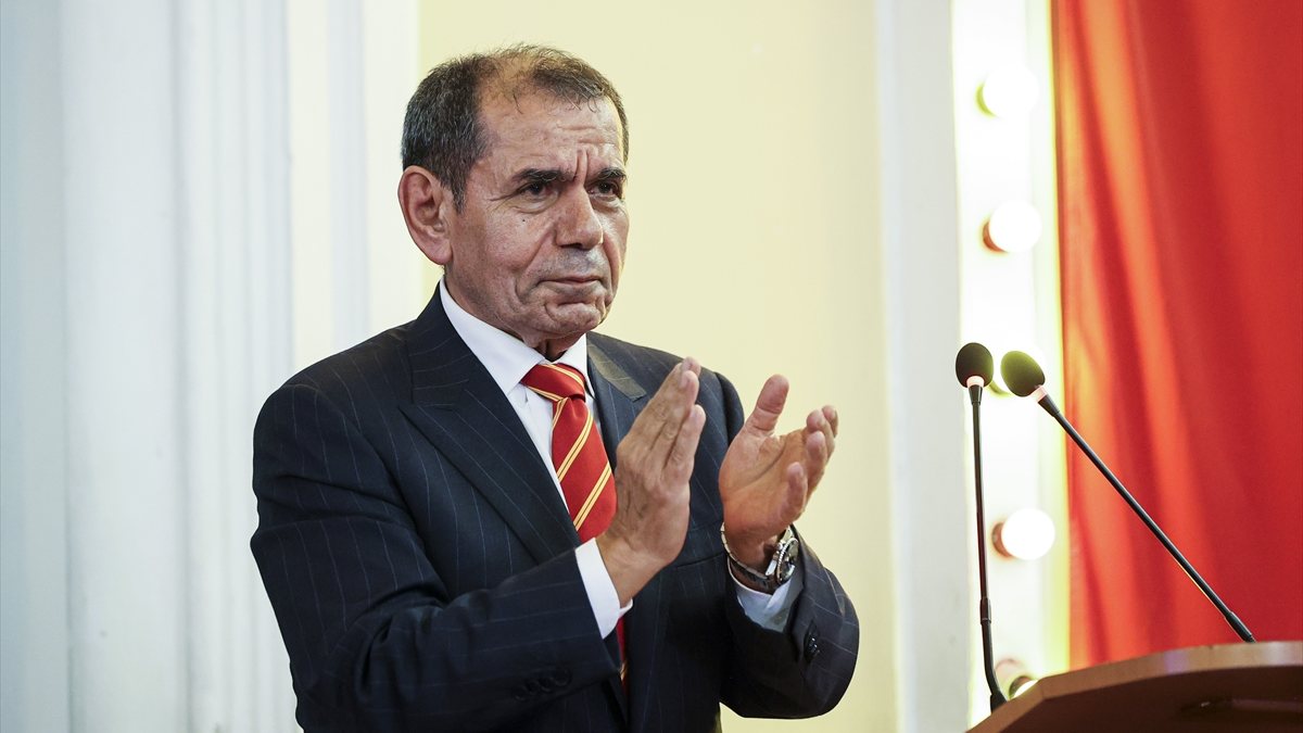 Galatasaray'da Dursun Özbek'in gündemi yoğun