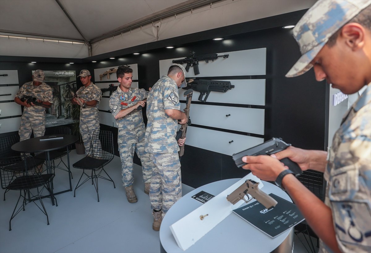 Milli savunma teknolojileri İzmir'de görücüye çıktı