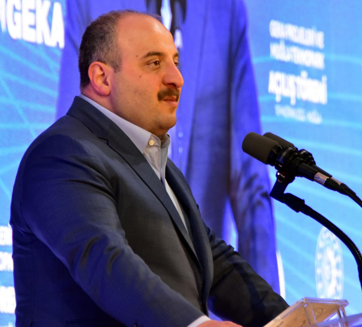 Mustafa Varank: Biz ülkeye değer katan herkesin yanında olduk