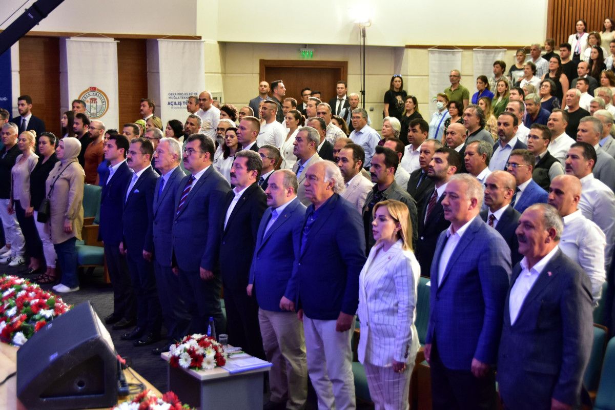 Mustafa Varank: Biz ülkeye değer katan herkesin yanında olduk