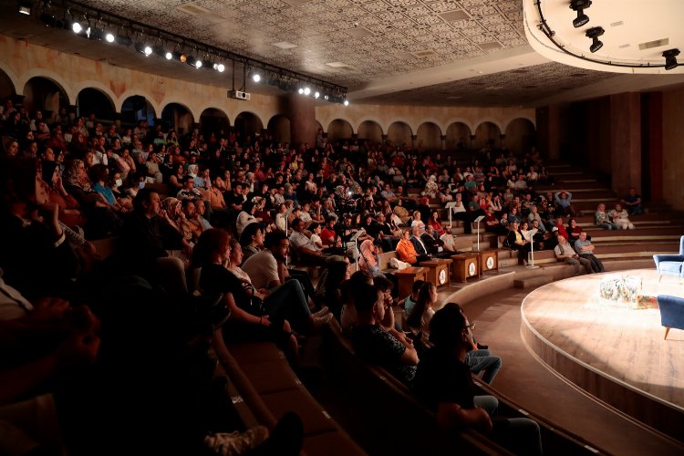 Nevşehir Belediyesi Şehir Tiyatrosu&#039;ndan ilk oyun