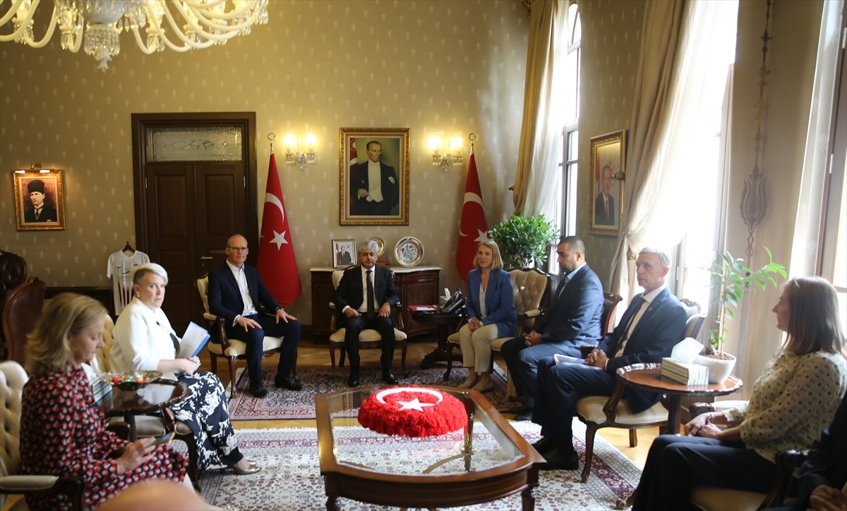 Norveç ve İrlandalı bakanlar Hatay'da