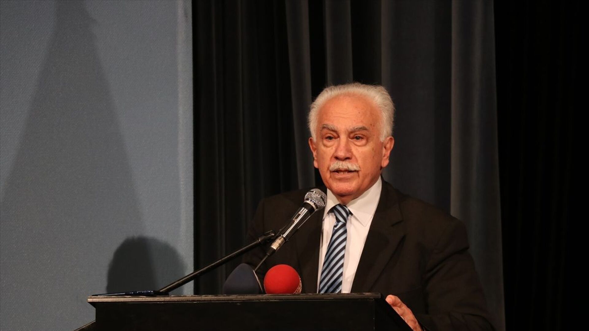 Perinçek: Türkiye 3-5 yıl içerisinde bambaşka bir raya girecek