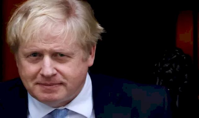 Boris Johnson'a parti içi güvenoyu
