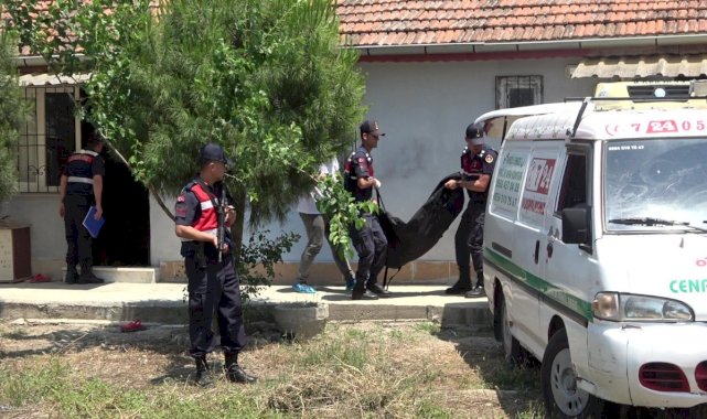 Denizli'de kendisinden şikayetçi olan eşini öldürdü