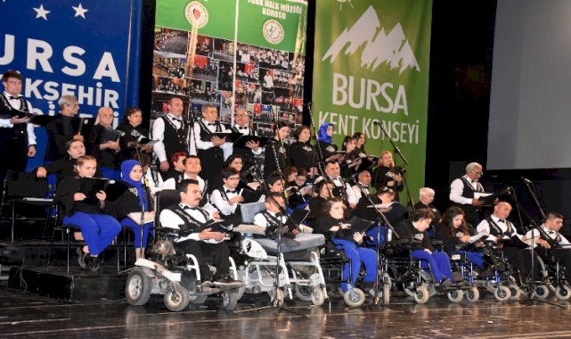 Engelli solistler gönüllerde taht kurdu