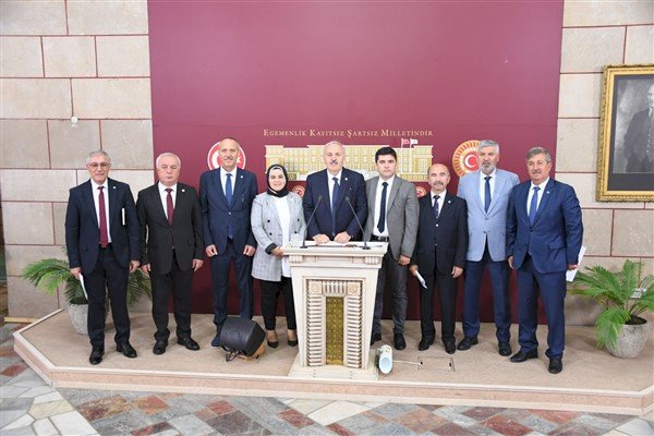 İYİ Partili Yaşar: "Çay üreticisi köstek değil; destek beklemektedir"