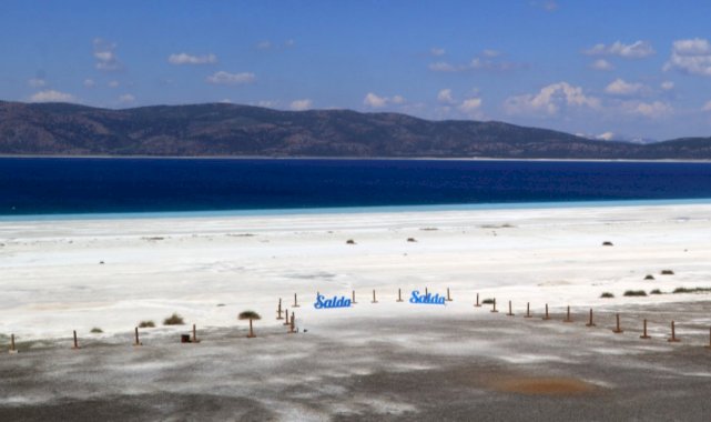 Uzmanlar uyarıyor: Salda Gölü'ne yasak gelmeli