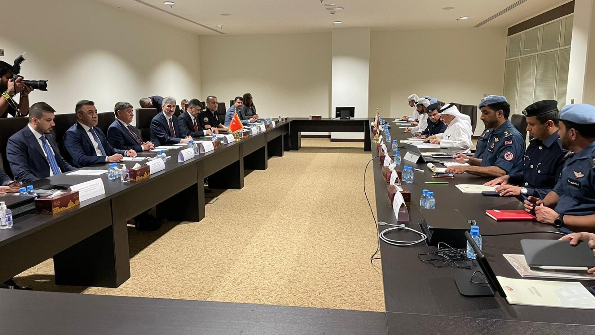 Türk ve Katar heyetleri, Katar 2022 Dünya Kupası güvenliği için Doha&#039;da görüştü