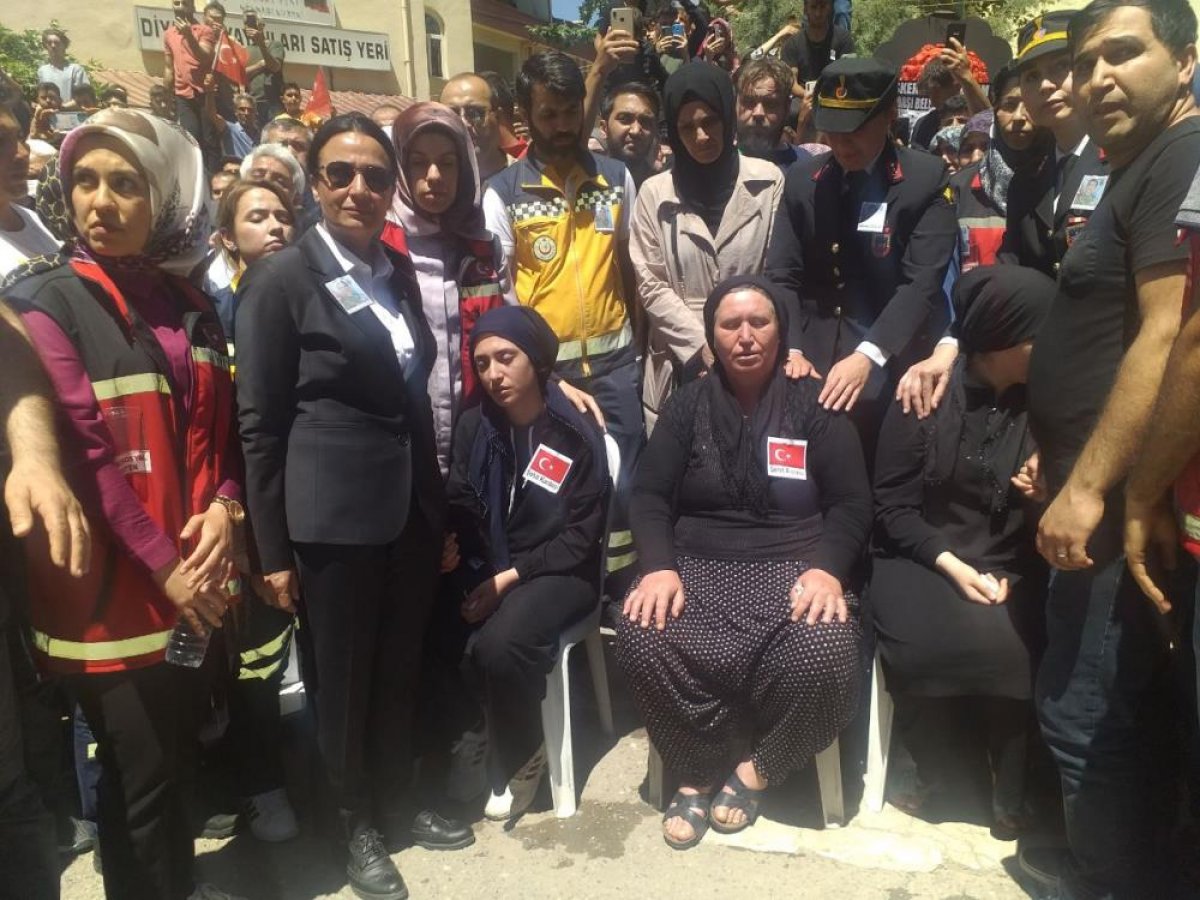 Türkiye şehitlerini uğurluyor