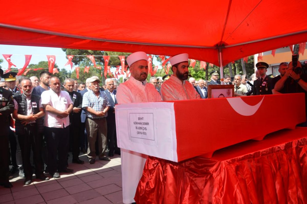 Türkiye şehitlerini uğurluyor