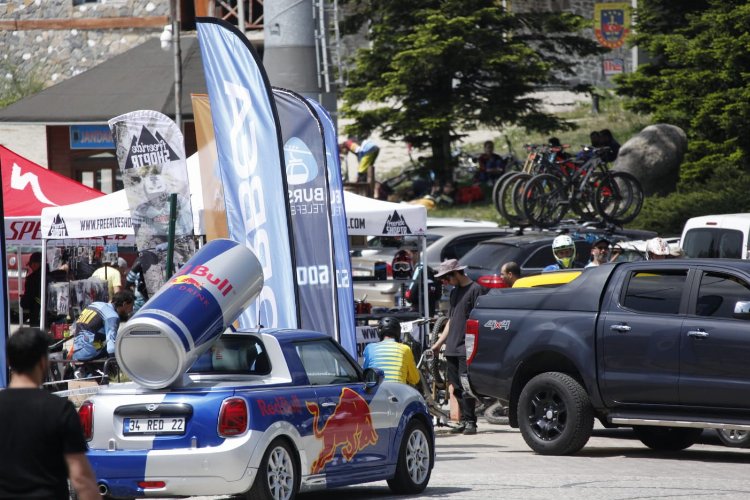 Uludağ’da nefes kesen yarış!