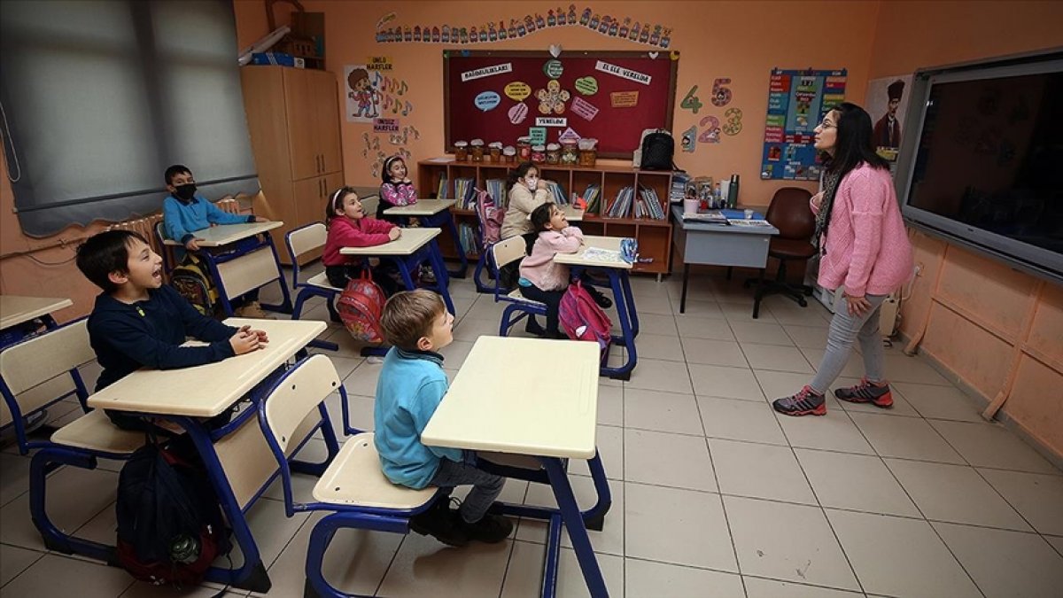 Uzman ve başöğretmenlik eğitim programı başvuruları başladı