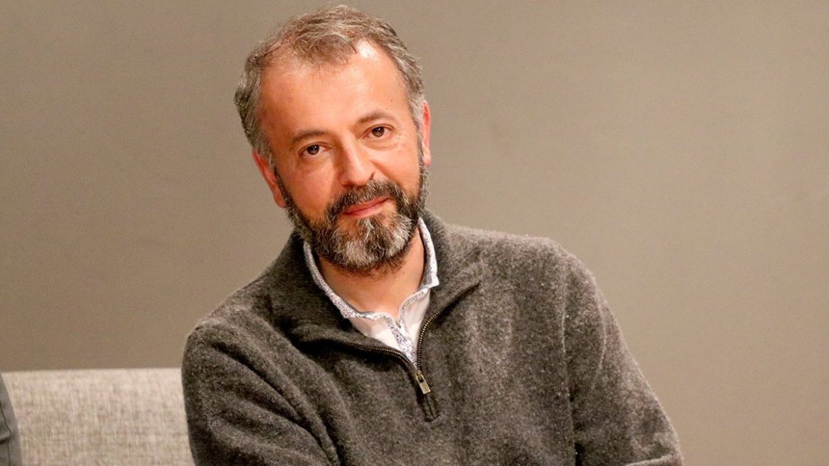 Yazar ve şair Mevlana İdris Zengin hayatını kaybetti