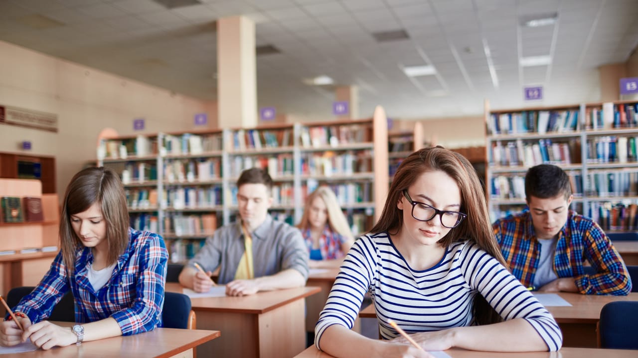 2022 YKS Sonuçları, MEB ve YÖK’ün Başarısızlığını Göstermektedir