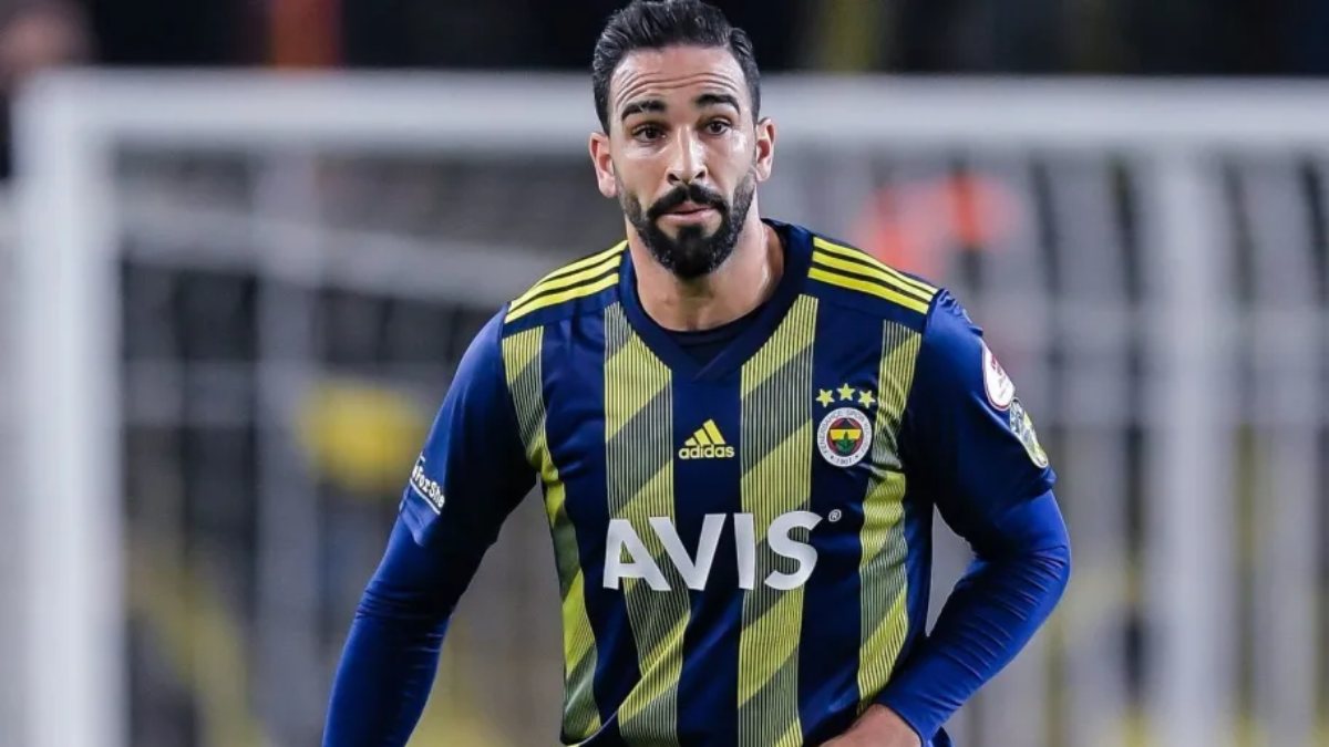 Adil Rami&#039;den Türk menajer açıklaması
