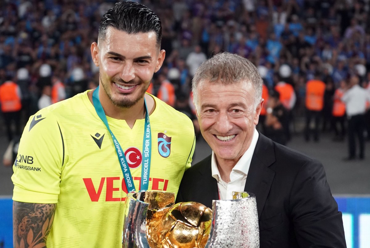 Ahmet Ağaoğlu'ndan transfer açıklaması