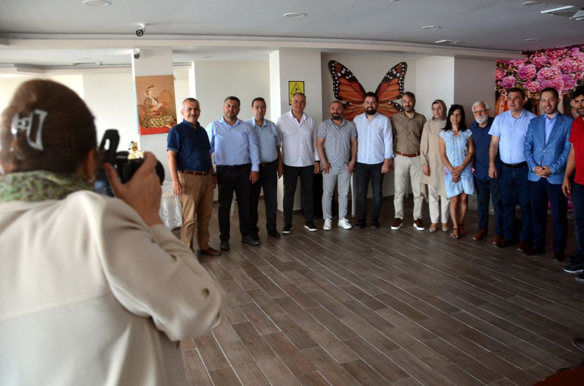 AK Partili Kaynarca: Türkiye, yalan haber dezenformasyonun en yoğun olduğu ülke konumunda