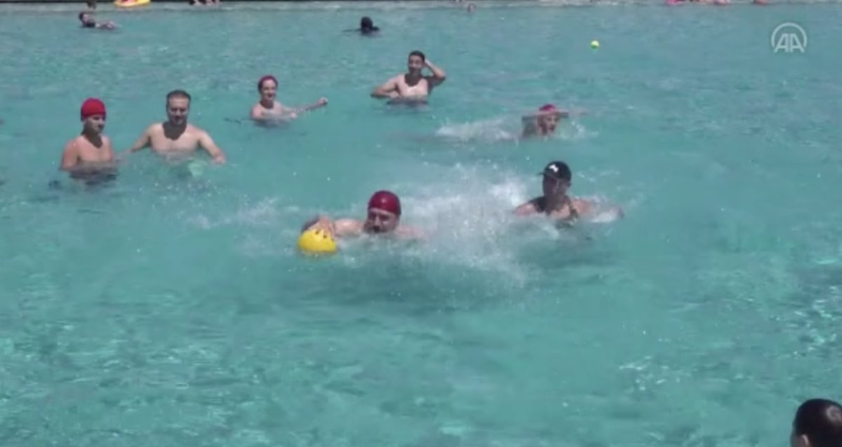 Antalya'da tatil yoğunluğu arttı