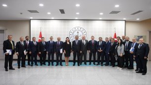 Bakan Özer, Özel Eğitim Ve Rehabilitasyon Merkezlerinin Dernek Ve Federasyon Başkanlarını Kabul Etti