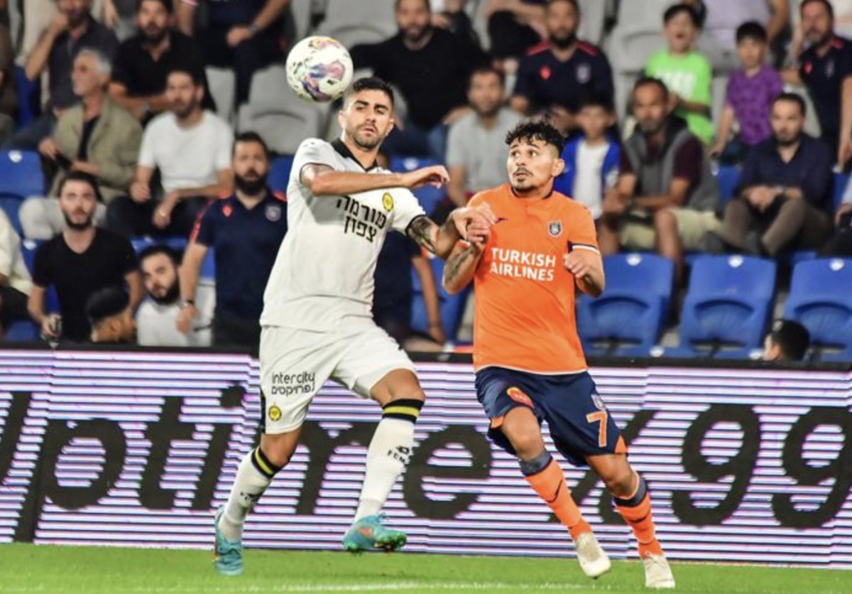 Başakşehir UEFA Konferans Ligi'nde Maccabi Netanya ile berabere kaldı