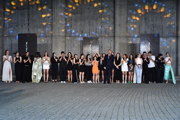 BİLGİ’li öğrencilerin tasarımları podyumda görücüye çıktı