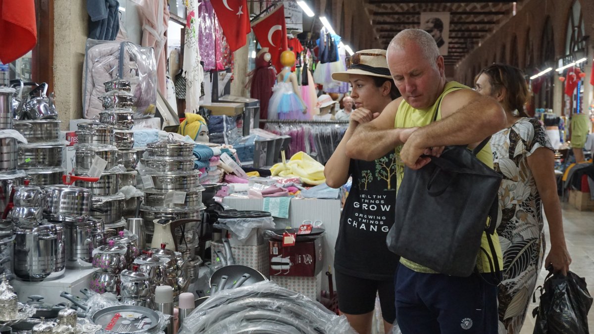 Bulgar turistler, pasaportsuz giriş başlayınca Edirne'ye koştu