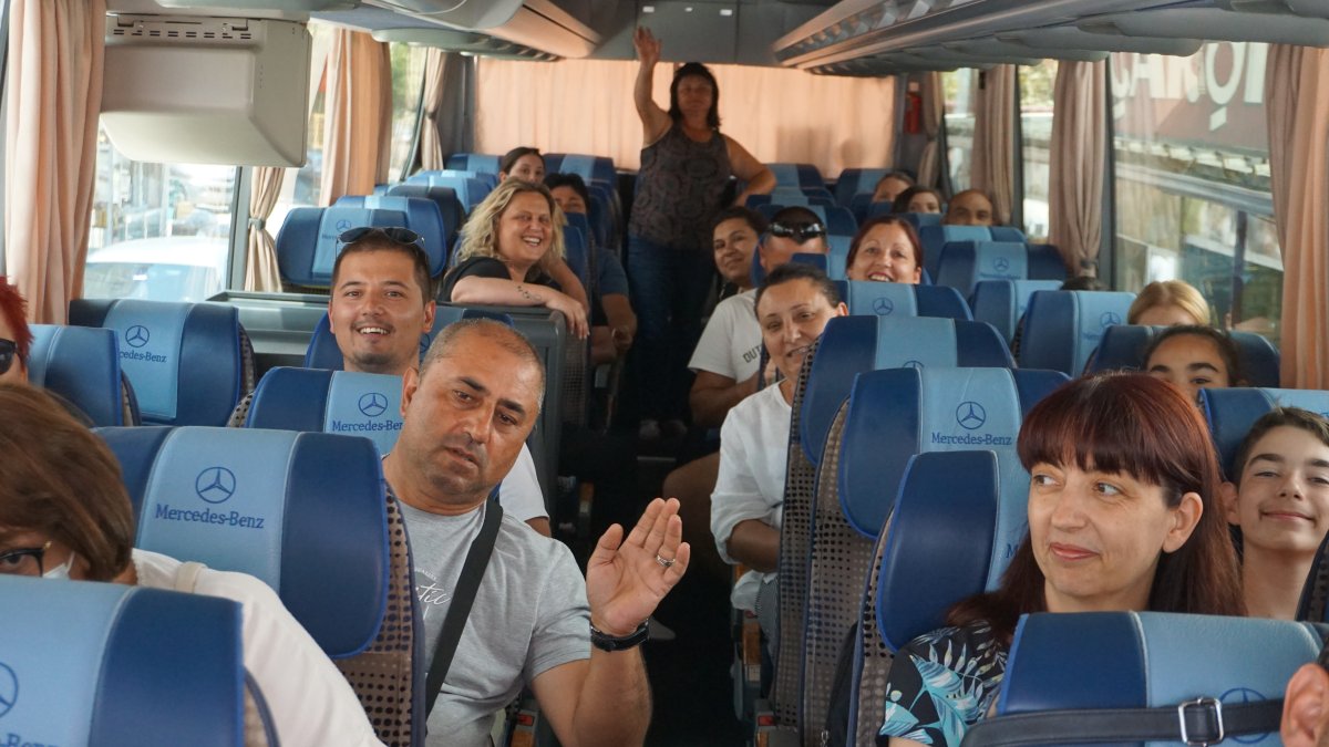 Bulgar turistler, pasaportsuz giriş başlayınca Edirne'ye koştu