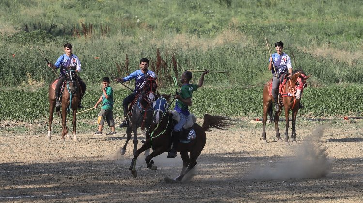 Bursa Büyükşehir 'Cirit' geleneğini yaşatıyor