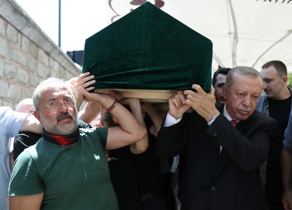 Cumhurbaşkanı Erdoğan, Mehmet Nimet Kaya’nın cenaze törenine katıldı