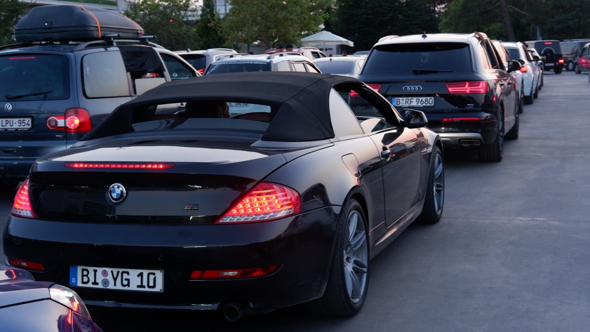 Dönüş yolundaki gurbetçiler: Halinize şükredin, Avrupa bildiğiniz gibi değil