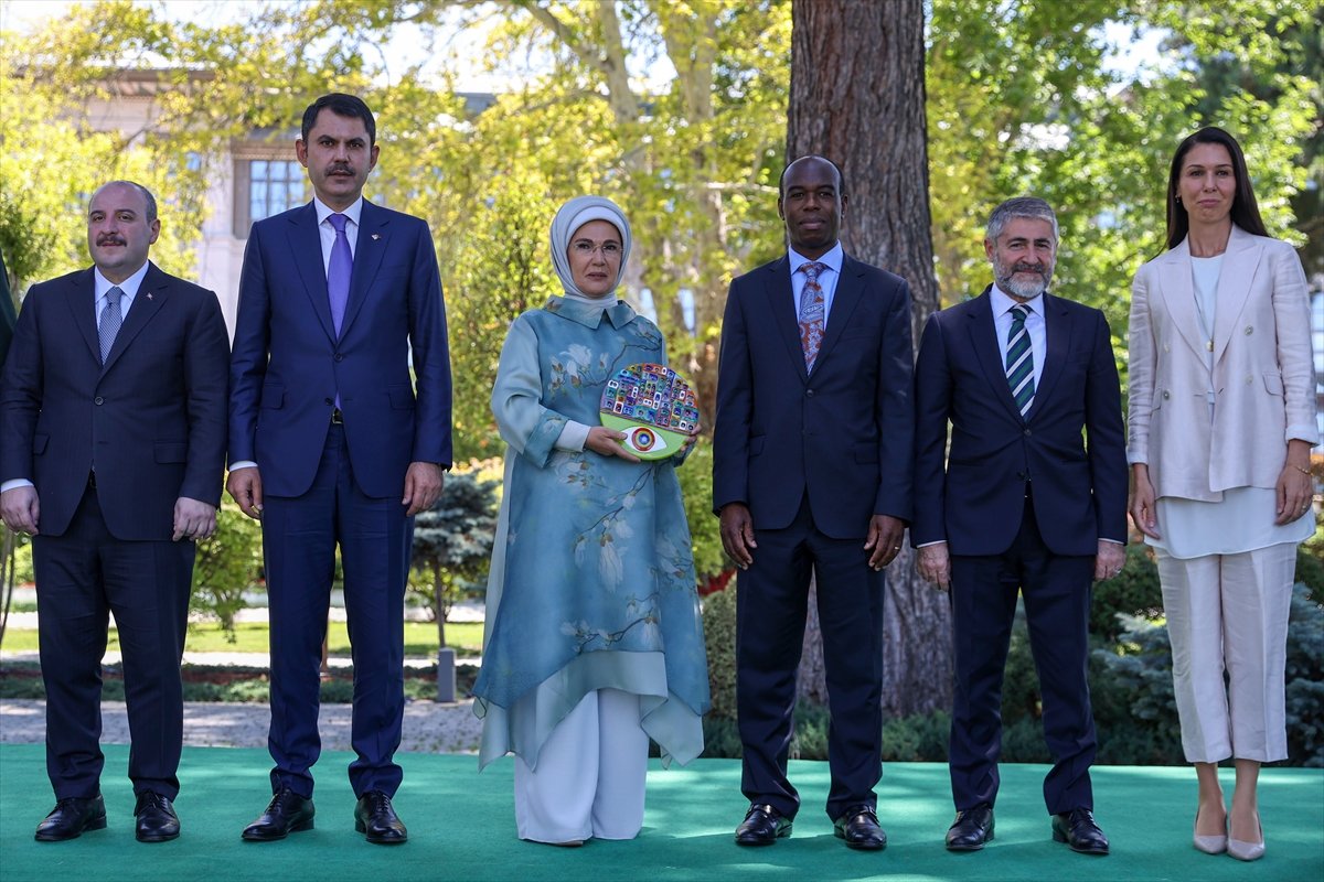 Dünya Bankası'ndan Emine Erdoğan'a ödül