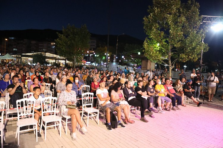 Erkan Can, Güven Kıraç ve Yüksel Aksu Bursa Gemlik'te buluştu