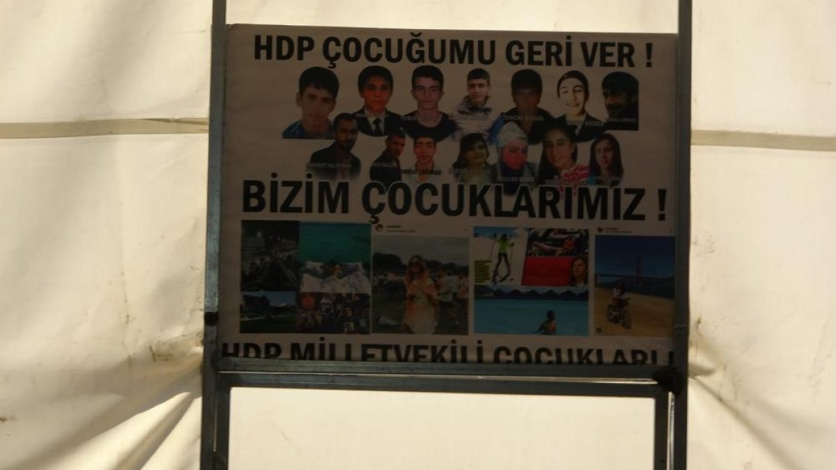 Evlat nöbetindeki baba: En son çocuk dağdan ininceye kadar buradayız