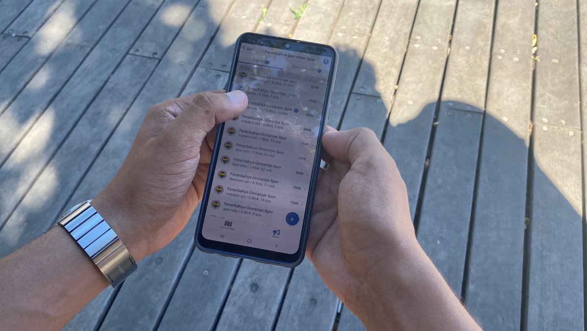 Fenerbahçeli taraftar dolandırıldı