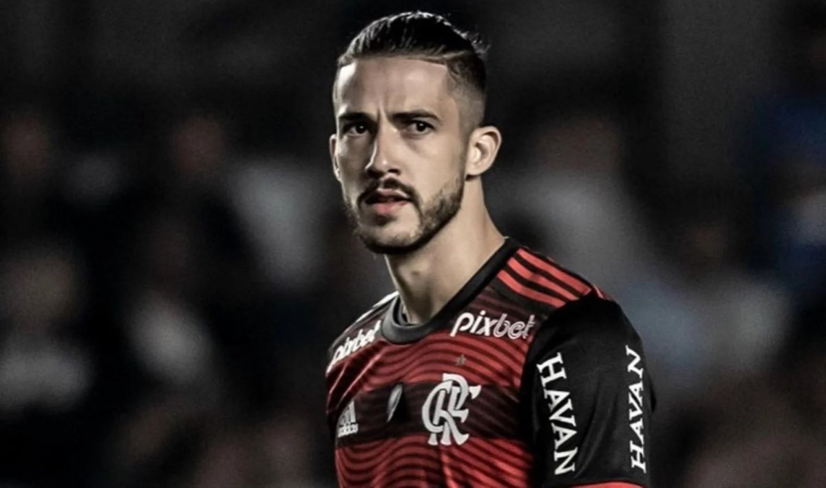 Fenerbahçe'nin yeni transferi İstanbul'a geldi