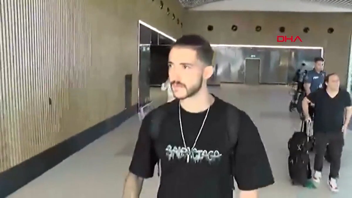 Fenerbahçe'nin yeni transferi İstanbul'a geldi