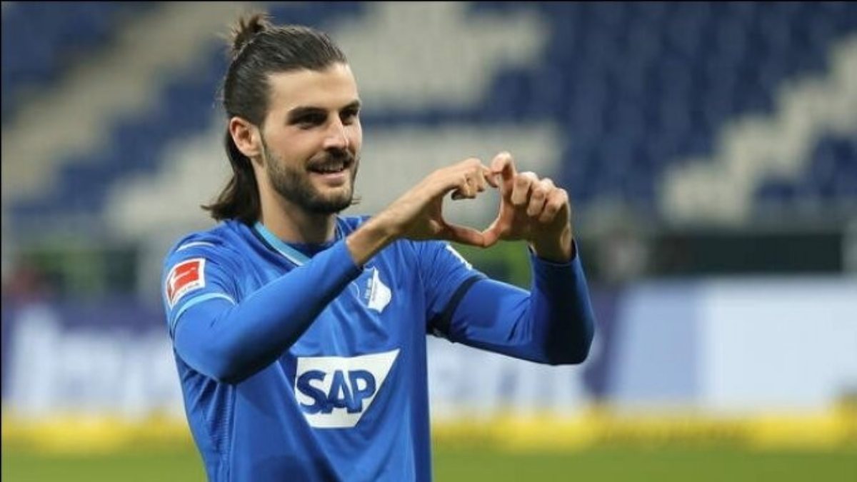 Galatasaray’ın listesindeki Grillitsch menajerini değiştirdi