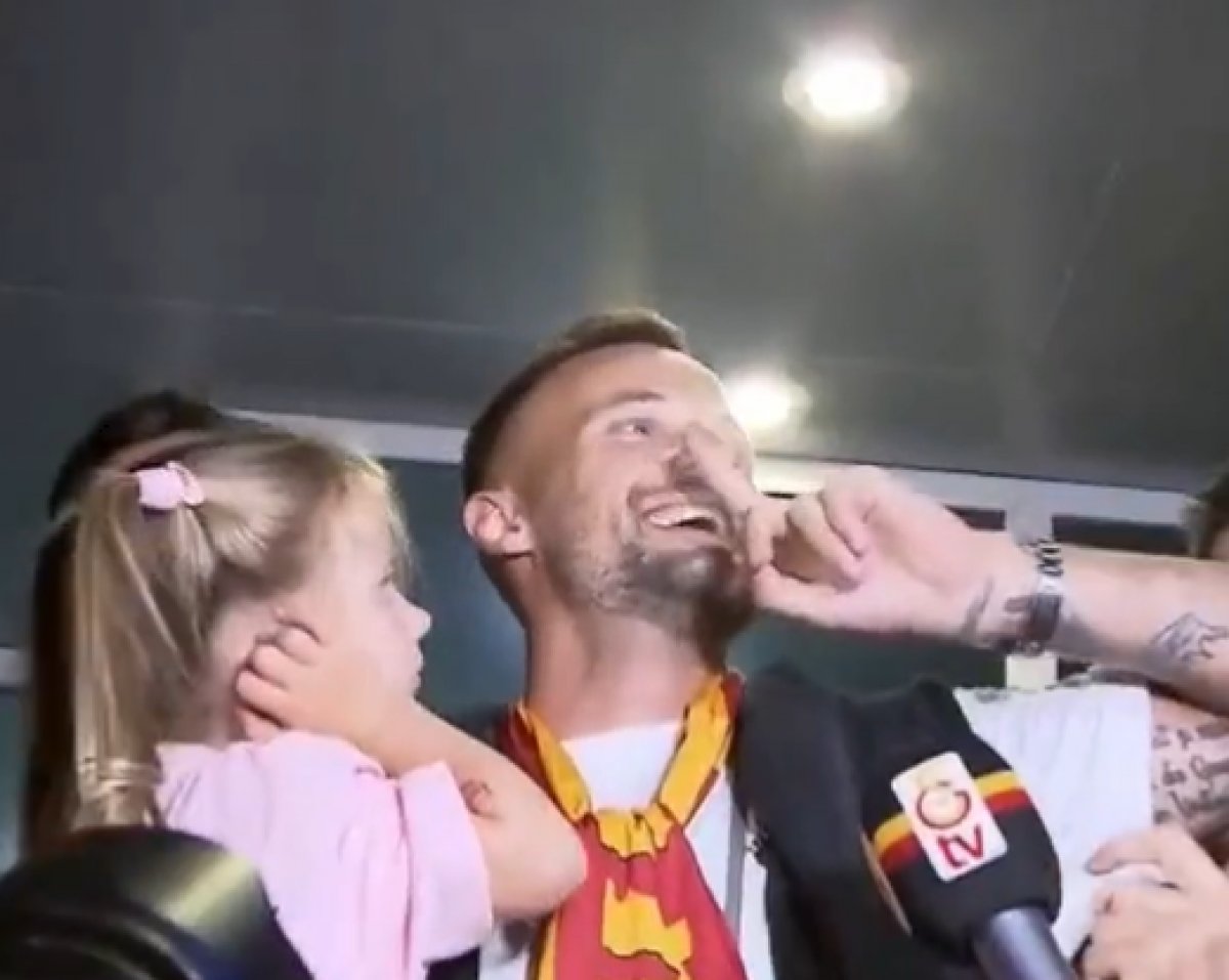 Haris Seferovic İstanbul'a geldi