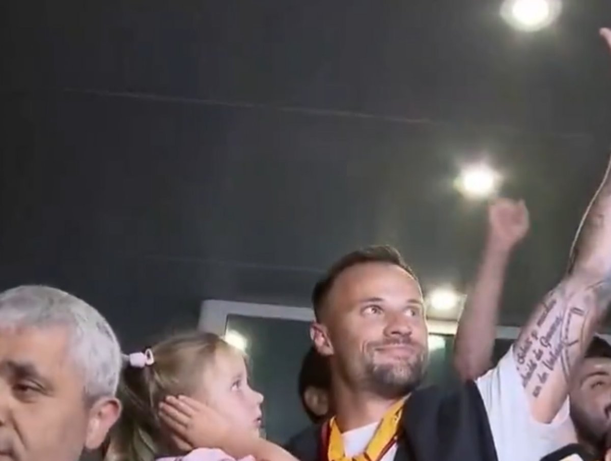 Haris Seferovic İstanbul'a geldi