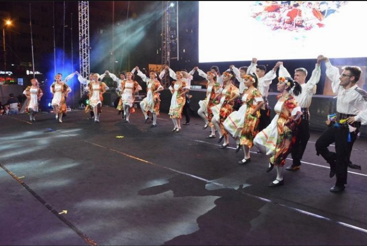 İzmit Marşı Ereğli sokaklarında yankılandı