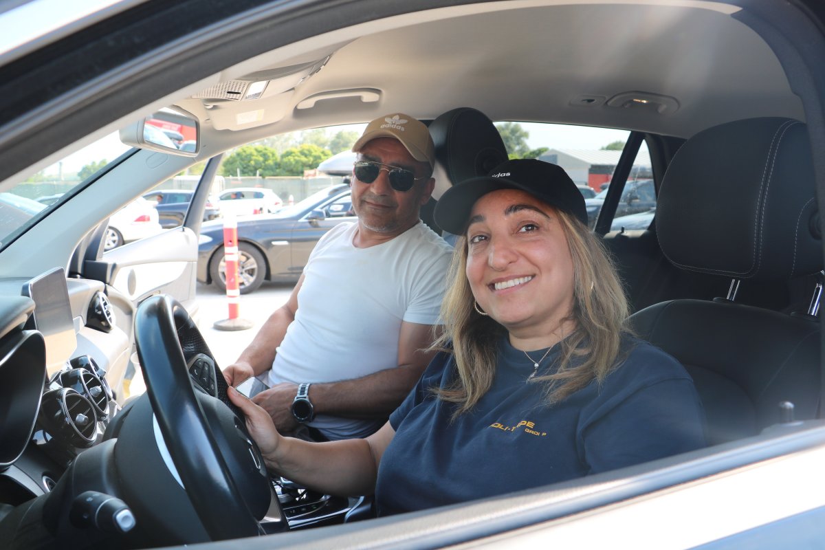 Kapıkule Sınır Kapısı’nda, gurbetçilerin dönüş sevinci