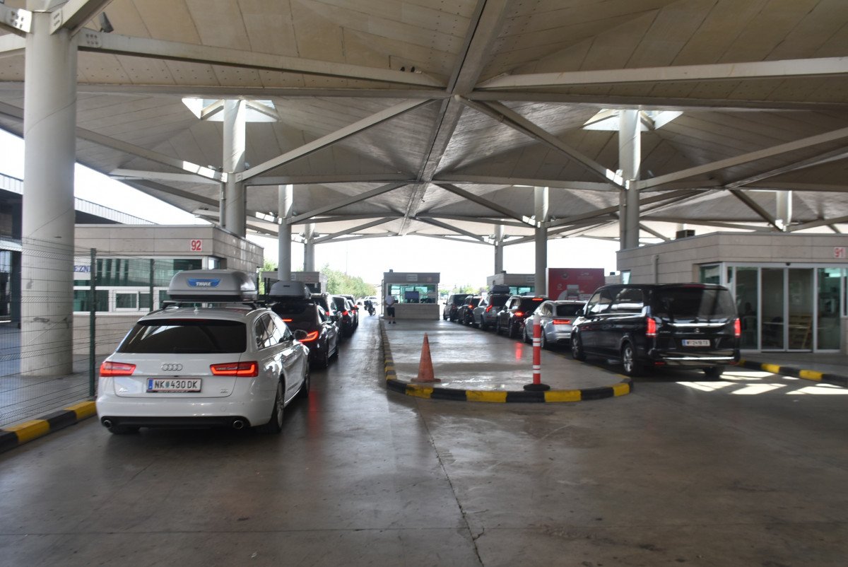 Kapıkule'den geçen gurbetçi sayısı, 260 bini geçti