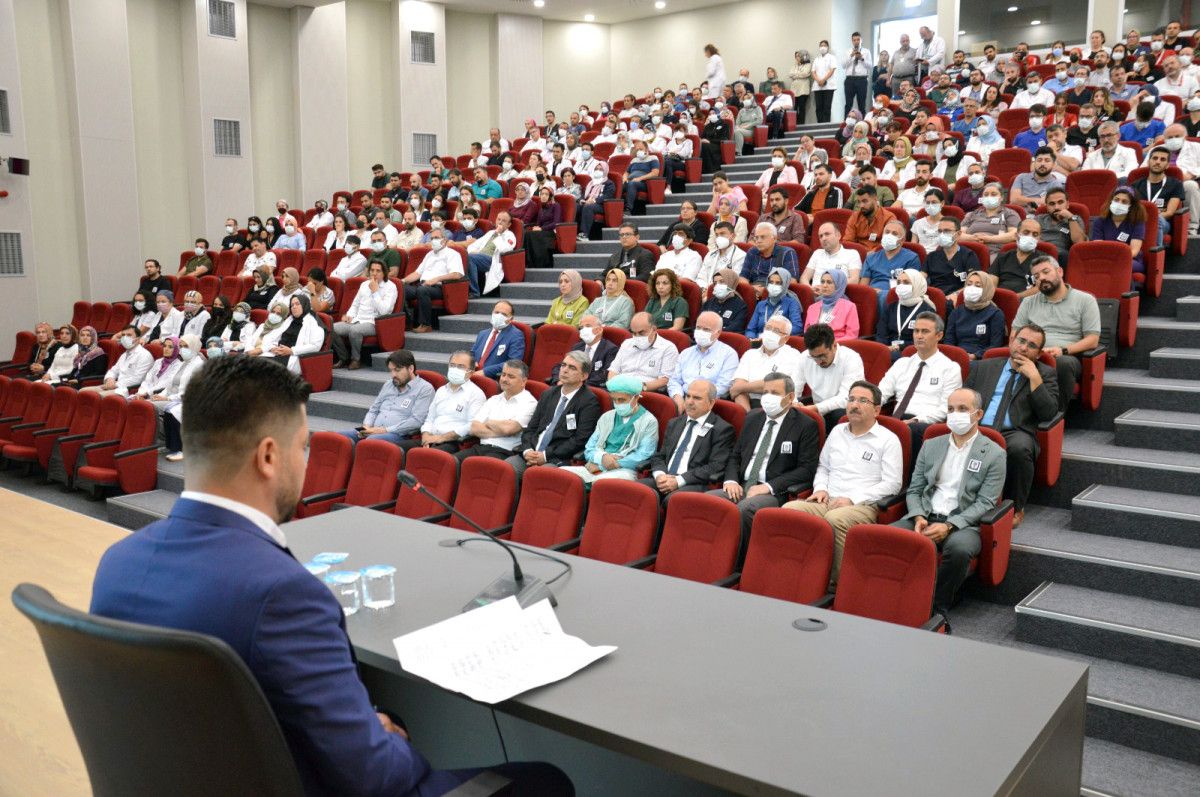 Katledilen Dr. Ekrem Karakaya' şehit unvanı verildi