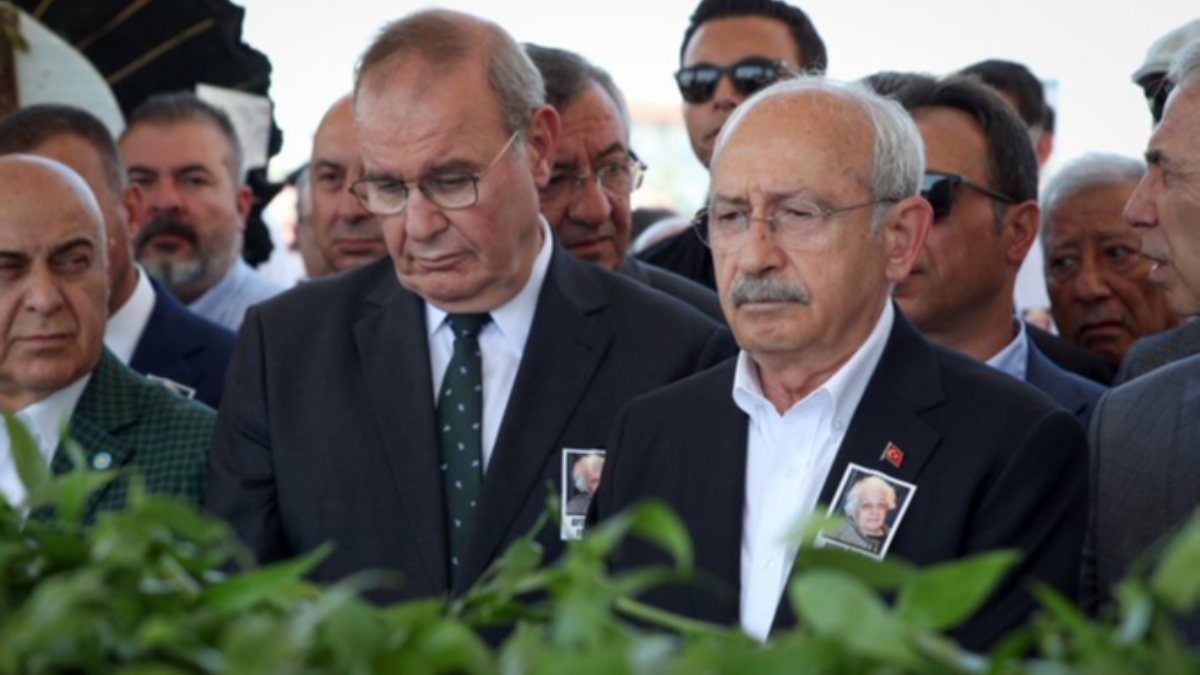 Kemal Kılıçdaroğlu, CHP sözcüsü Faik Öztrak'ın annesinin cenaze törenine katıldı