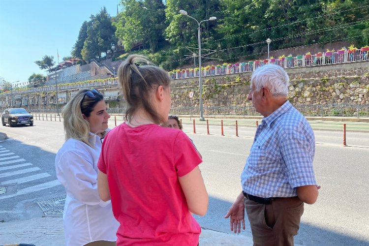 Kocaeli İzmit&#039;te tablolar halk karar verecek